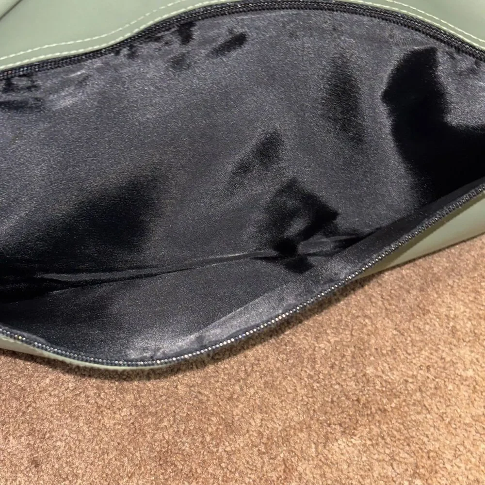 Hugo Boss Olive Green Polyvinyl Messenger Laptop Shoulder Bag NWOT